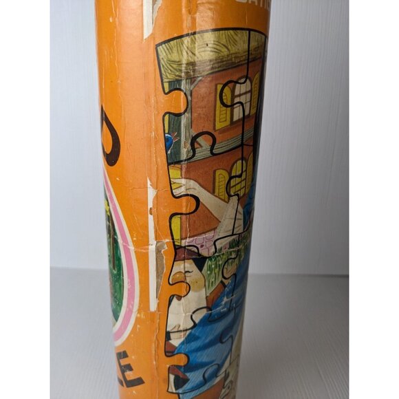 Vintage HG Toys Snow White Round 75 Piece Jigsaw Puzzle in Can 12” - Picture 5 of 16